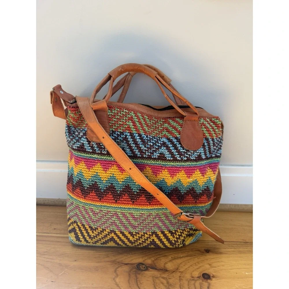 Bamboo Trading Co. Boho Weekender Bag Handmade Guatemala Handwoven Leather Strap